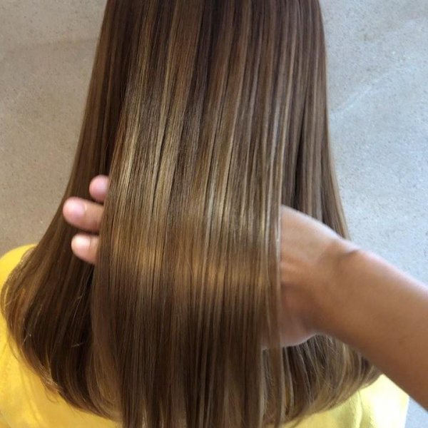 刚烫的头发太炸太蓬松怎么办