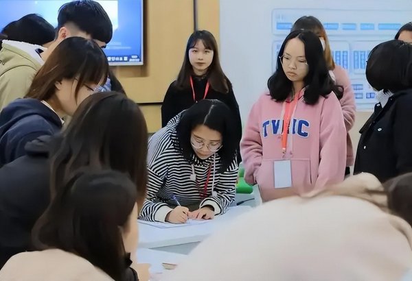 财务工资一般是多少钱