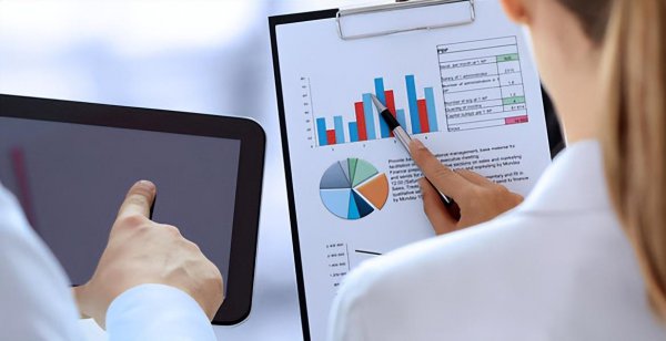 淘宝客服工资一般多少钱一个月