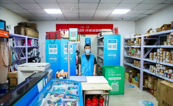 开菜鸟驿站一个月能赚多少