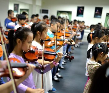 强烈不建议让小孩学小提琴吗 孩子放弃学习小提琴的原因