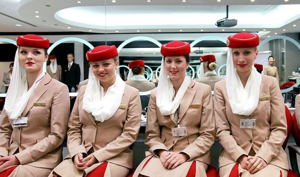 卡塔尔打工一个月工资多少钱