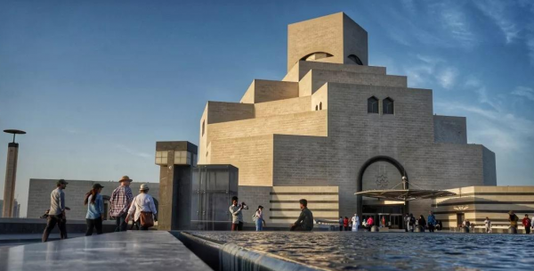 卡塔尔打工一个月工资多少钱