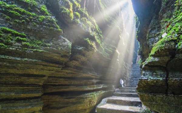 恩施旅游必去十大景点