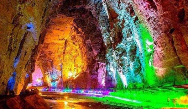 恩施旅游必去十大景点