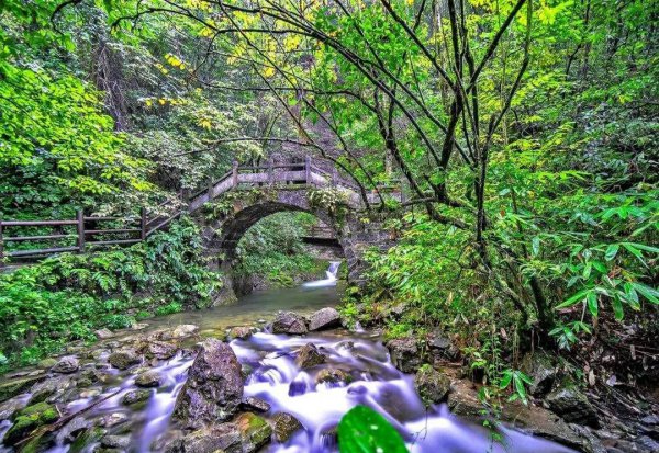 恩施旅游必去十大景点