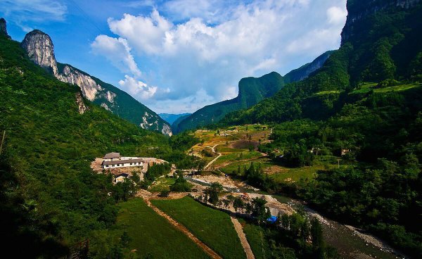 恩施旅游必去十大景点