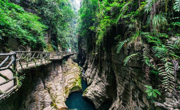 恩施旅游必去十大景点