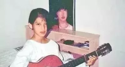 歌手戴佩妮个人资料介绍