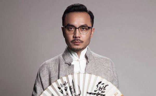 汪涵学历是中专吗