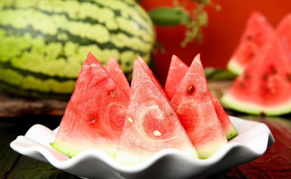 用保鲜膜包半个西瓜能放多久