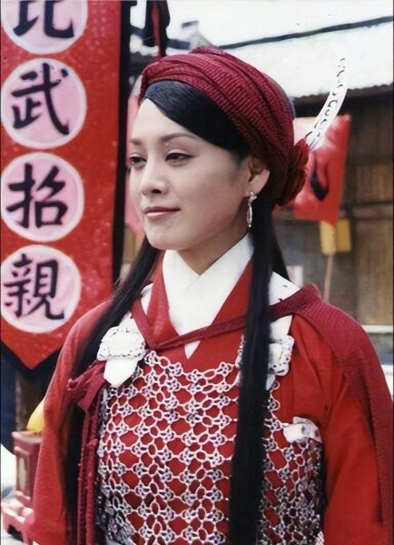 穆桂英个人资料