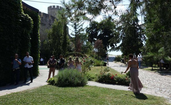 塞尔维亚人口与面积