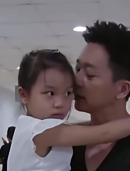 刘奕君个人资料