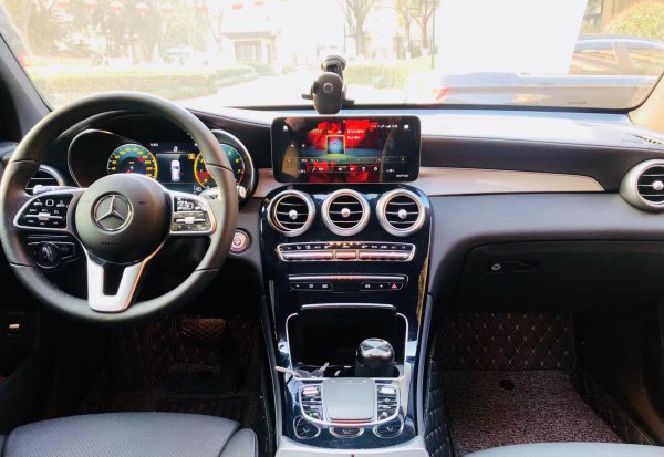 开奔驰glc260属于什么档次级别