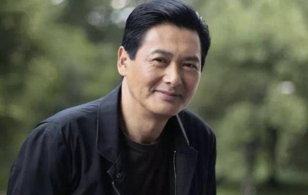 周润发捐款56亿是真的吗