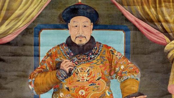 阿桂和和珅哪个官大一点