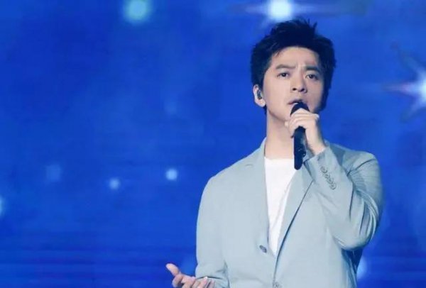 李健和余秀华什么关系