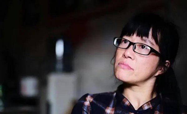 李健和余秀华什么关系