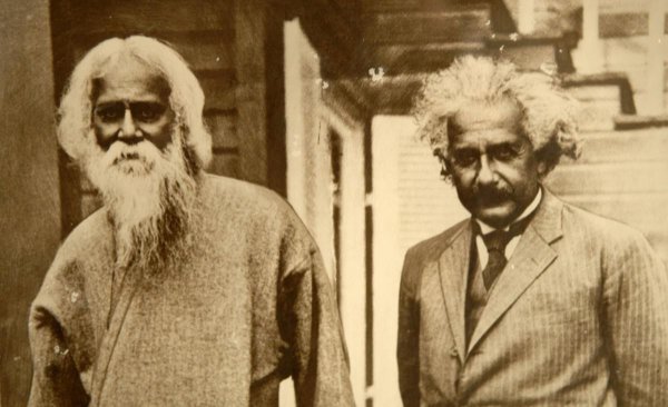 爱因斯坦小时候不聪明的故事