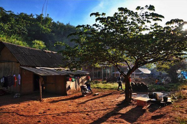 老挝有多少人口和面积