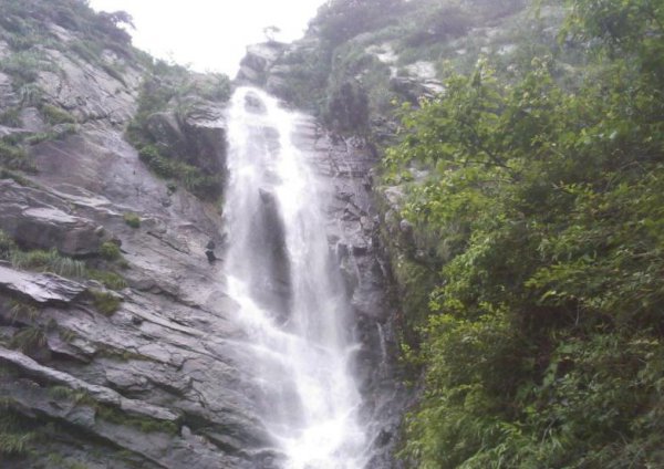 三山指哪三座山