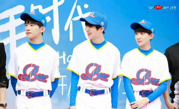 tfboys出道日和成立日