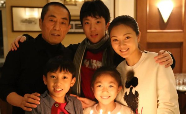 张艺谋妻子陈婷资料