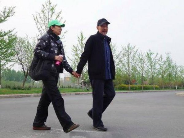 李雪健现任妻子是谁