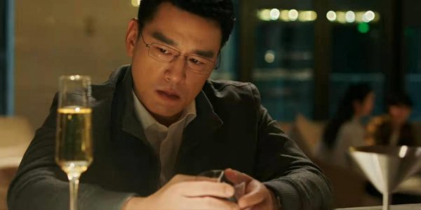 完美伴侣陈珊最后和谁在一起了