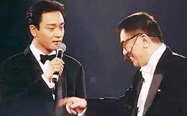 香港歌手黄沾个人资料简介