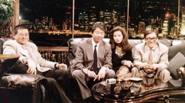 香港歌手黄沾个人资料简介