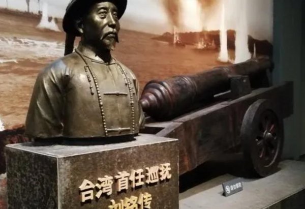 台湾总人口有多少人