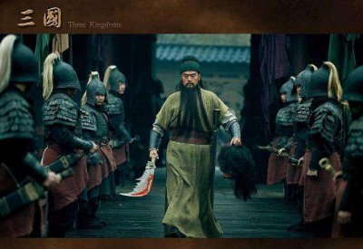 真正在历史上斩华雄是谁 三国时期关羽斩华雄是真的吗