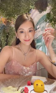 方媛个人资料简介及照片 方媛为什么能拿下郭富城