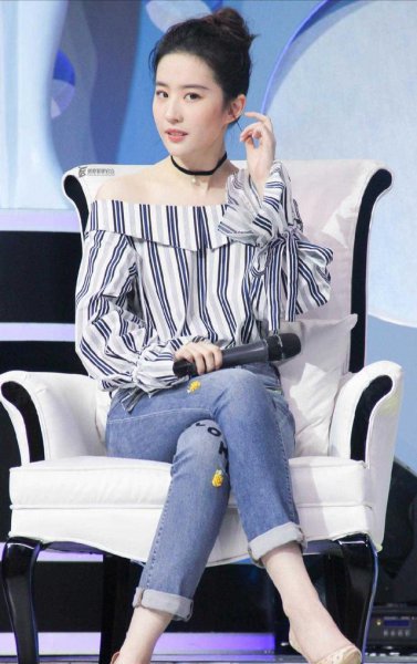 梨形身材怎么搭配衣服