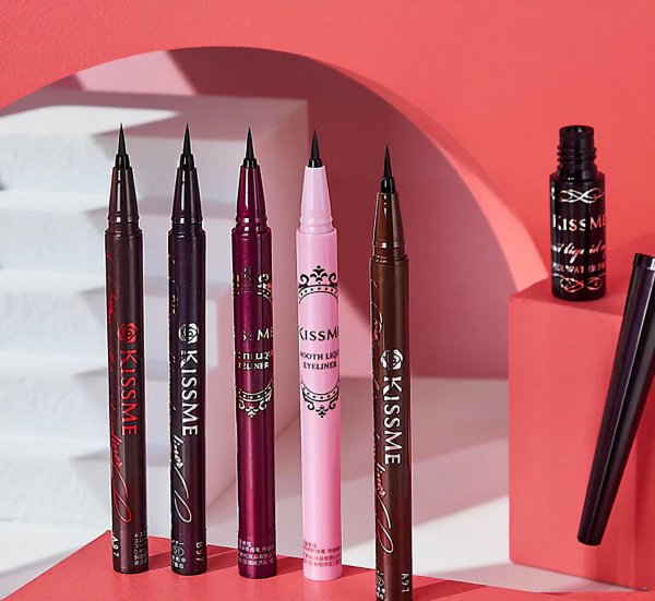 眼线笔哪个牌子好用不晕妆