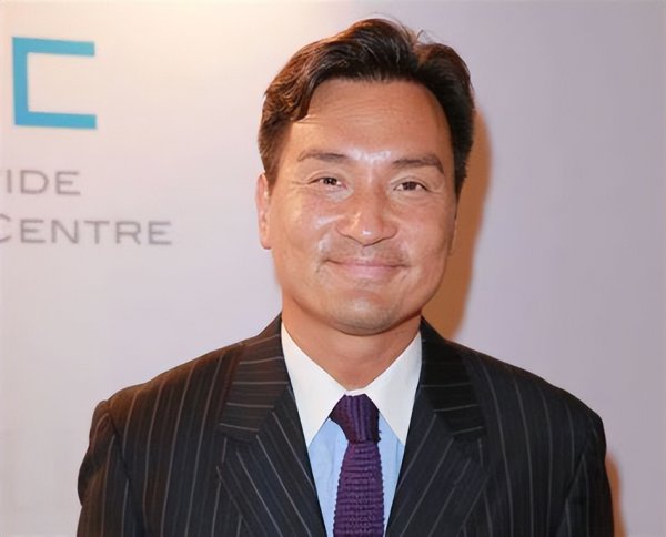 黄子雄个人简历