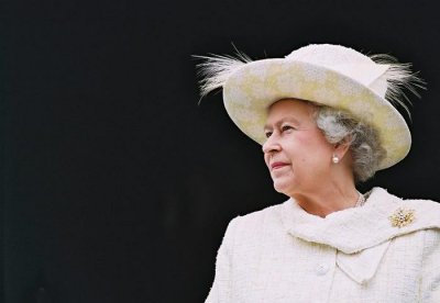 伊丽莎白女王是蜥蜴人说法 为什么说英国女王是蜥蜴人