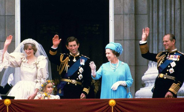 伊丽莎白女王是蜥蜴人说法