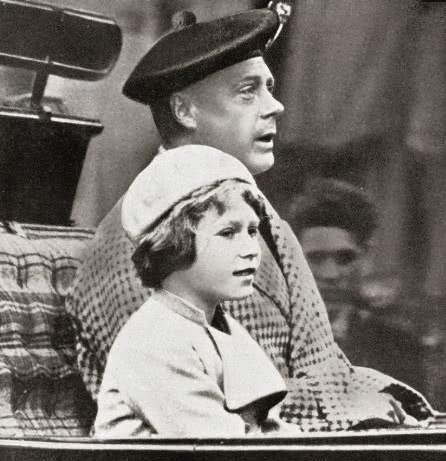 伊丽莎白女王是蜥蜴人说法