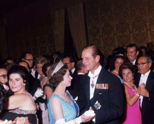 伊丽莎白女王是蜥蜴人说法