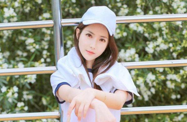 闷骚男开始撩你的方式