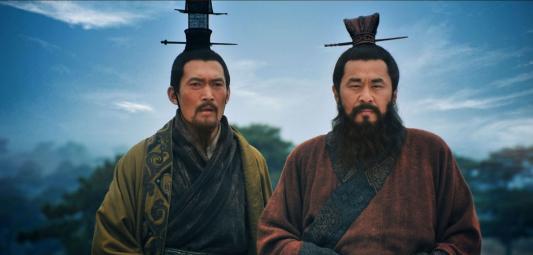 曹操杀吕伯奢的故事