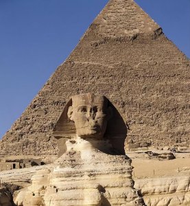 关于埃及金字塔的简介资料 古代对埃及金字塔的记载