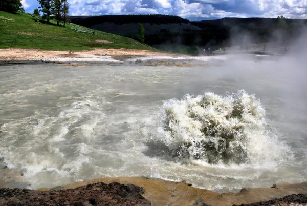 世界八大恐怖禁区故事及图片