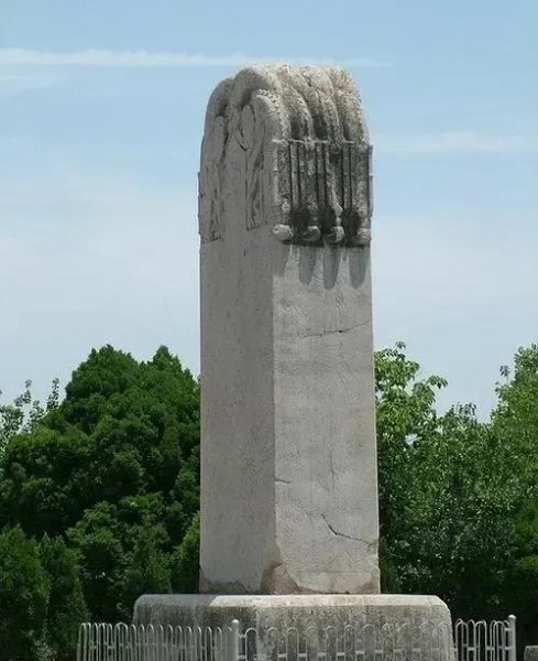 武则天把皇位最后传给了谁