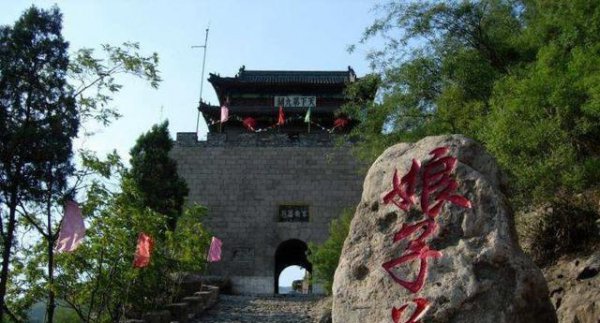 巾帼不让须眉的女英雄有哪些