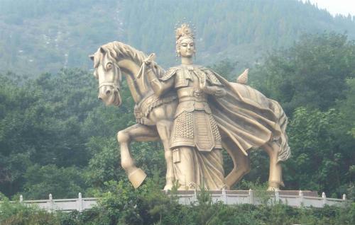 巾帼不让须眉的女英雄有哪些