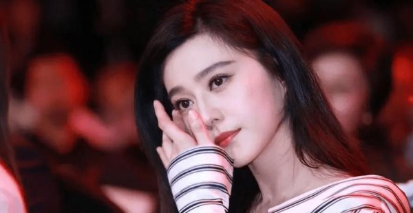 郑爽几岁今年多大年龄了